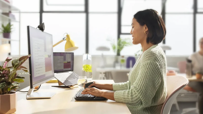 Xu hướng nội thất văn phòng năm 2025 15 Cá nhân hóa không gian làm việc